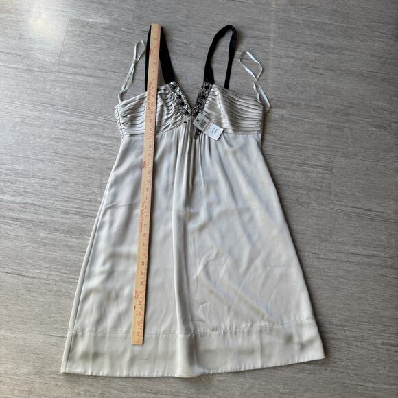 Bcbgmaxazria Embellished Champagne Cocktail Dress NWT Size 12 Rhinestones V Neck - Picture 9 of 9